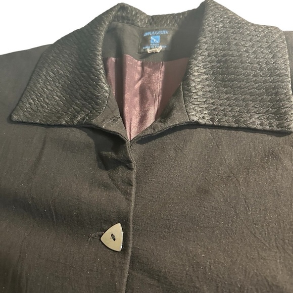 Anna Kaszer 3 Button Front Black Blazer Sz 40 - Picture 6 of 13